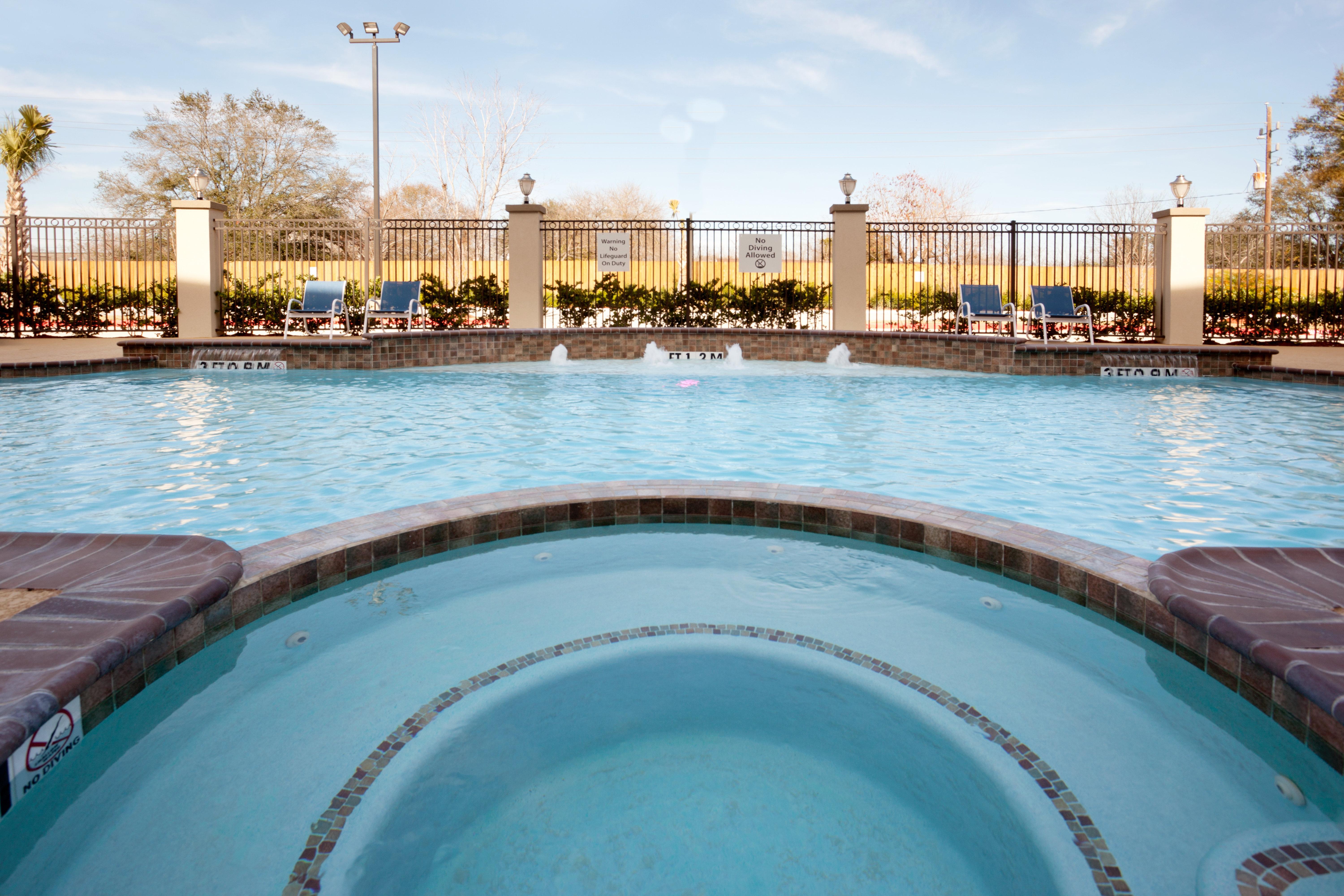 Holiday Inn Express Hotel & Suites Houston Nw Beltway 8-West Road By Ihg Exterior photo